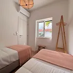Central Beach Villa W/ Heated Pool, By Timecooler